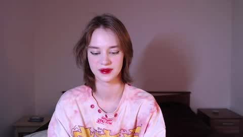 Snapshot of lunaaa_amour chatting on 14, 12, 2024 Luna online show from 14, 12, 2024