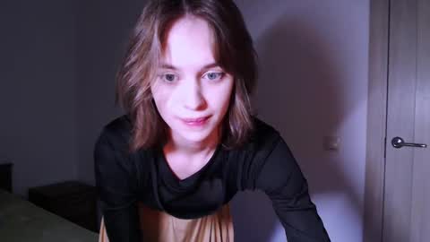 Snapshot of lunaaa_amour chatting on 15, 1, 2025 Luna online show from 15, 1, 2025