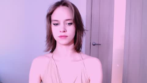 Snapshot of lunaaa_amour chatting on 17, 2, 2025 Luna online show from 17, 2, 2025