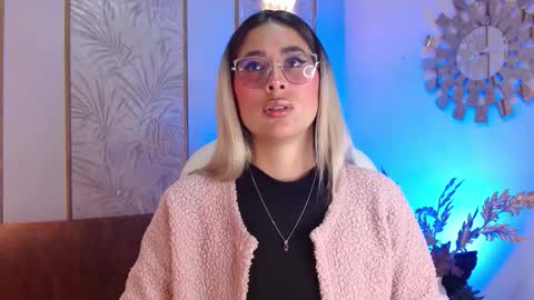 Luna online show from 26, 9, 2025