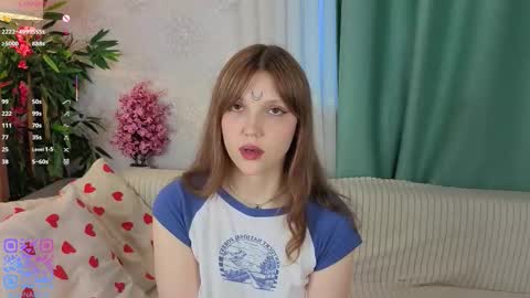 Snapshot of lunabate chatting on 29, 10, 2025 Luna online show from 29, 10, 2025