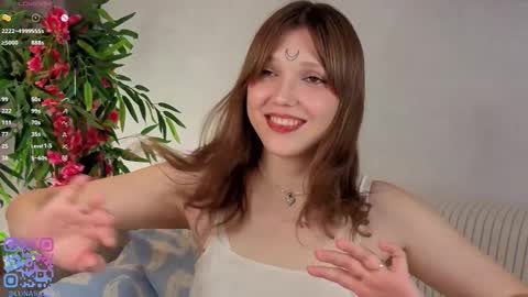 Snapshot of lunabate chatting on 28, 11, 2025 Luna online show from 28, 11, 2025