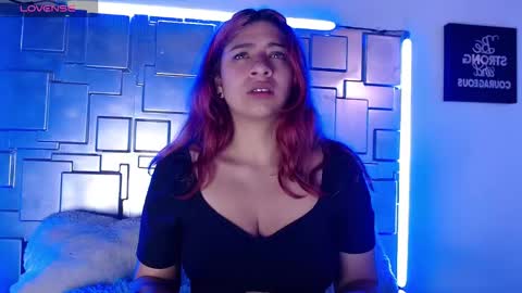 Snapshot of lunabloom2 chatting on 11, 2, 2026 lunabloom2 online show from 11, 2, 2026