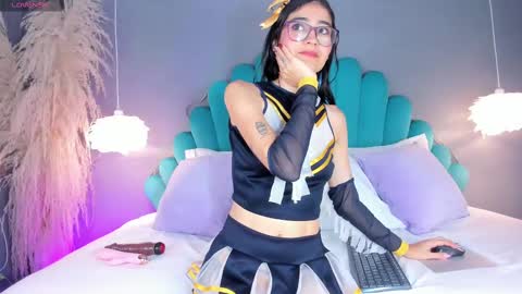 Snapshot of lunabloomn chatting on 23, 9, 2025 Luna online show from 23, 9, 2025