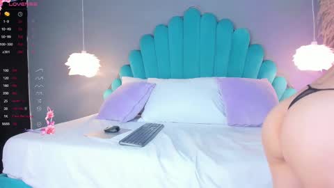 Snapshot of lunabloomn chatting on 6, 10, 2025 Luna online show from 6, 10, 2025