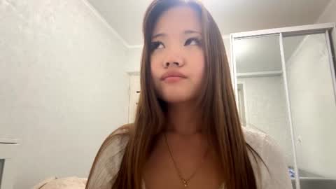 Snapshot of lunachaaaaan chatting on 7, 8, 2026 Luna online show from 7, 8, 2026