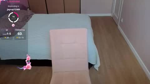 lunacurlys online show from 20, 2, 2026