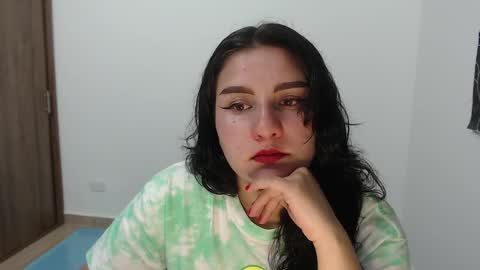 Snapshot of lunadaddy33 chatting on 19, 1, 2025 My name is luna Lovense is active my orgasms in your hands Give me more pleasure and make me cum PVT IS OPEN online show from 19, 1, 2025