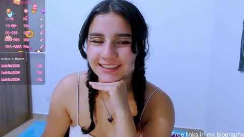 Snapshot of lunadaddy33 chatting on 29, 1, 2025 My name is luna Lovense is active my orgasms in your hands Give me more pleasure and make me cum PVT IS OPEN online show from 29, 1, 2025