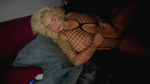 Luna Daddys Girl online show from 15, 4, 2026