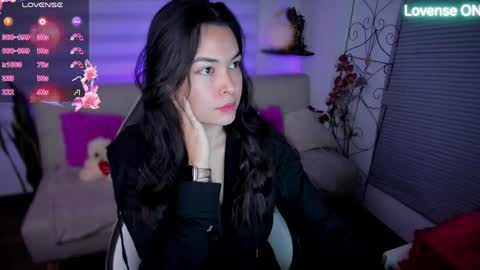 Luna online show from 12, 5, 2026