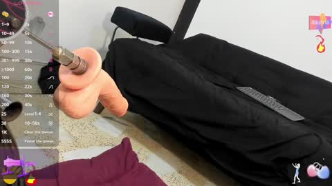 Luna online show from 8, 2, 2025