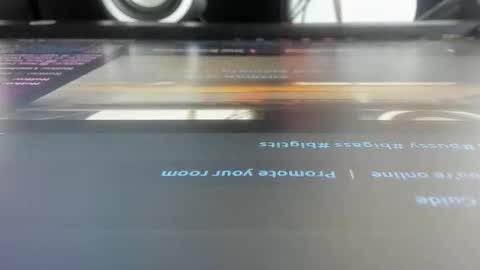 lunahernandezrs online show from 28, 10, 2025