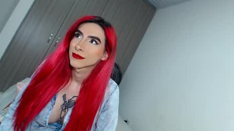 Snapshot of lunahot05xxx chatting on 20, 1, 2025 LUNA online show from 20, 1, 2025