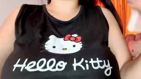 Snapshot of lunaira_deep chatting on 15, 4, 2026 Scarleet online show from 15, 4, 2026