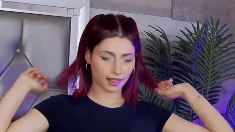 Snapshot of lunajenner chatting on 13, 4, 2026 LunaJenner online show from 13, 4, 2026
