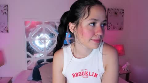 Luna Lasman  online show from 20, 1, 2025