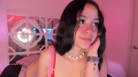 Luna Lasman  online show from 27, 1, 2025