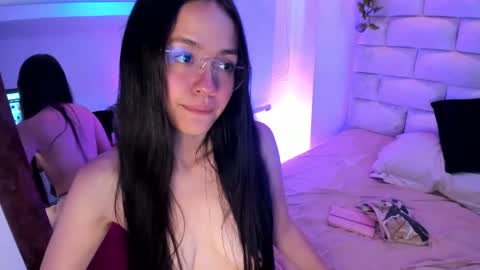Luna Lasman  online show from 10, 3, 2025