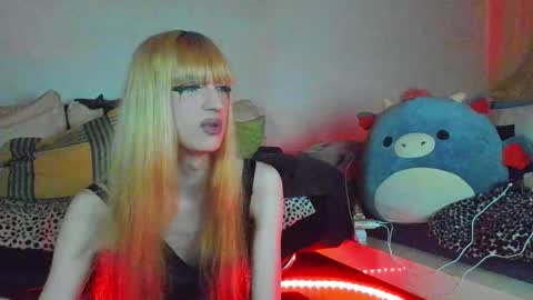 Snapshot of lunaleporem chatting on 9, 1, 2026 You can call me Luna 3 online show from 9, 1, 2026