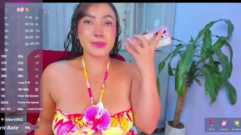 Snapshot of lunamontiel_ chatting on 17, 4, 2026 Luna online show from 17, 4, 2026