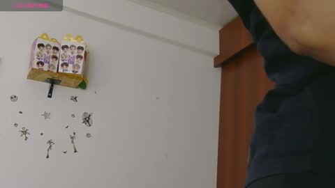 Snapshot of lunamoon_17 chatting on 1, 10, 2025 LUNA online show from 1, 10, 2025