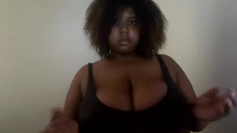 lunamoth00 online show from 13, 2, 2026