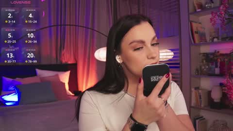 Luna  next streams Mon Fri Sat Sun 8pm-5am gmt0 online show from 1, 12, 2024