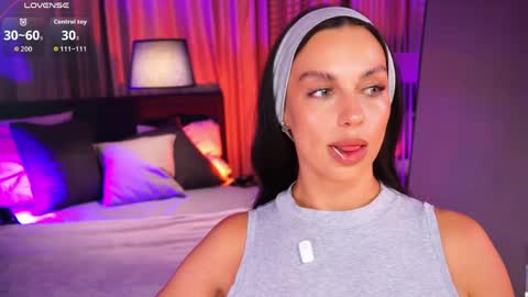 Snapshot of lunanight_ chatting on 12, 4, 2026 Luna next streams Mon Fri Sat Sun 8pm-5am gmt0 online show from 12, 4, 2026