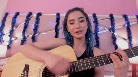 Luna Page online show from 29, 12, 2024