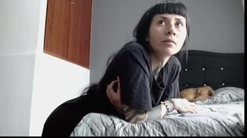 Snapshot of lunaperci chatting on 31, 1, 2025 emilyperci instagram online show from 31, 1, 2025