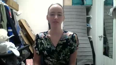 lunapixie2020 online show from 20, 5, 2026