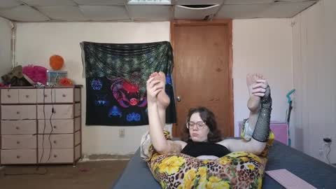 lunaquinn45 online show from 3, 12, 2024