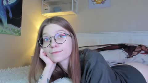 Snapshot of lunar_sofia chatting on 11, 1, 2025 Sofia online show from 11, 1, 2025