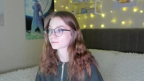 Snapshot of lunar_sofia chatting on 6, 3, 2025 Sofia online show from 6, 3, 2025