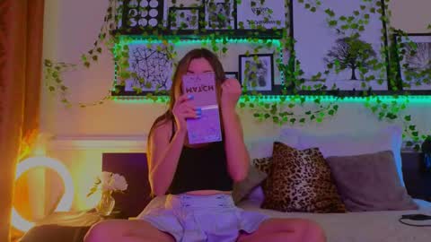 Luna Rishi online show from 18, 1, 2025