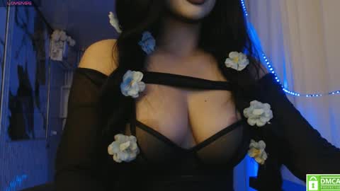 Luna  online show from 5, 6, 2026