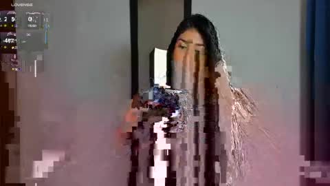Snapshot of lunarose_1 chatting on 10, 9, 2025 lunarose_1 online show from 10, 9, 2025