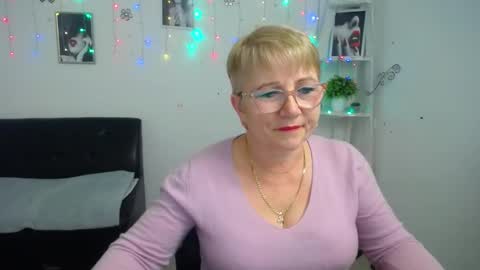 Luna online show from 8, 10, 2025