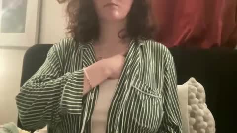 lunasmoonbaby online show from 11, 4, 2026