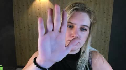 LunasShine online show from 9, 2, 2026