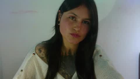 Snapshot of lunatica_2000 chatting on 22, 1, 2025 Luna online show from 22, 1, 2025