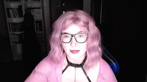 Snapshot of lunaxcherry chatting on 6, 3, 2026 LunaXcherry online show from 6, 3, 2026