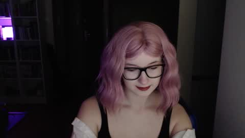 Snapshot of lunaxcherry chatting on 23, 3, 2026 LunaXcherry online show from 23, 3, 2026