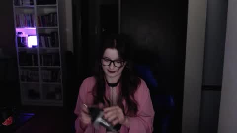 Snapshot of lunaxcherry chatting on 27, 3, 2026 LunaXcherry online show from 27, 3, 2026