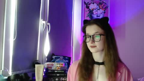 Snapshot of lunaxcherry chatting on 20, 5, 2026 LunaXcherry online show from 20, 5, 2026