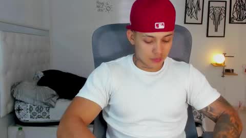 Snapshot of lunay_xtreemboy chatting on 3, 3, 2026 Lunay online show from 3, 3, 2026