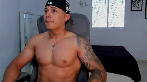 Snapshot of lunay_xtreemboy chatting on 22, 3, 2026 Lunay online show from 22, 3, 2026