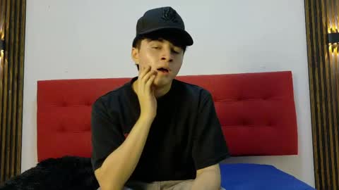 lunaydream online show from 30, 4, 2026