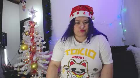 Snapshot of lunitaa_0 chatting on 5, 12, 2024 L U N I T A online show from 5, 12, 2024